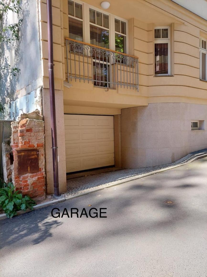 Sunny City - Apartment In Spa Zone With Private Garage Карлови Вари Екстериор снимка